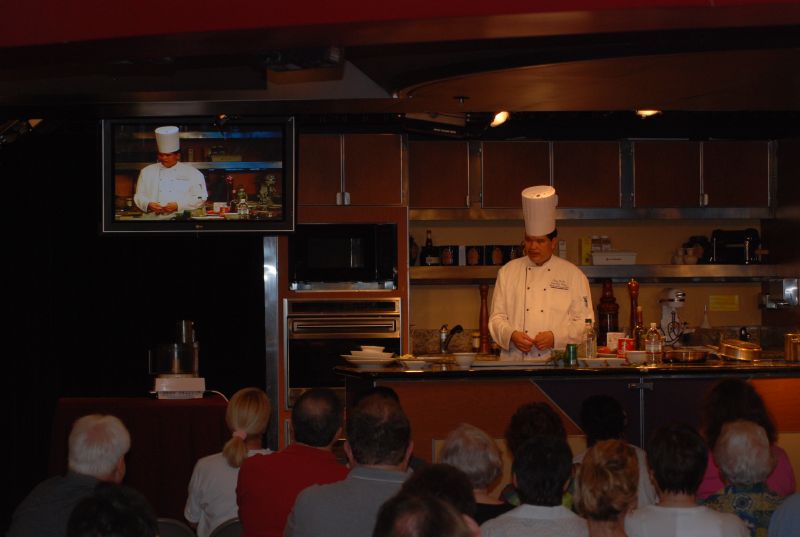 Cooking class in the Queen's Lounge & Culinary Art Center