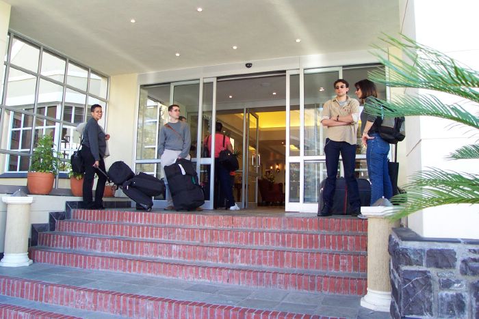 Vicki, Dave, Daniel, and Luana wait outside while the others check us in. I'm sure I get more pics of the hotel later. It's beautiful.